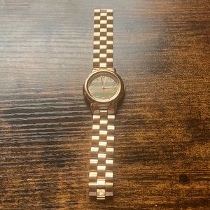 Marc Jacob’s rose gold watch
